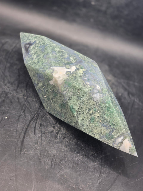 Moss agate prism! 11 ounces, 5.9 inches long, 1.5 inches wide