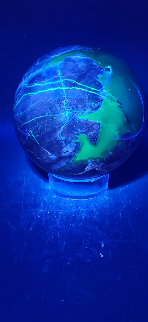 Volcanic agate sphere! 90.1mm, 3.5 inches, 2.3 pounds