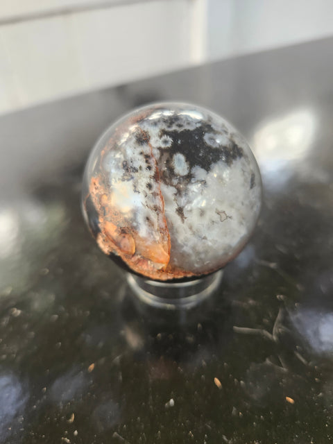 Agate sphere! 5 ounces, 48.1mm, 1.89 inches