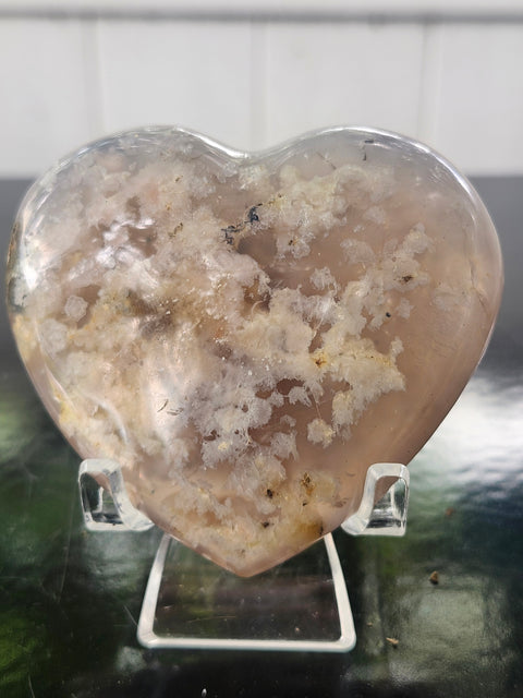 Flower agate heart! 4.5 ounces, 3 inches wide, 2.8 inches tall