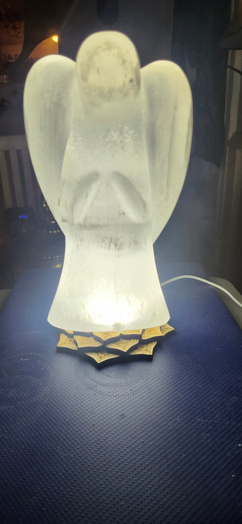 Angel selenite lamp! 8 inches tall, 4 pounds! With lotus flower led light