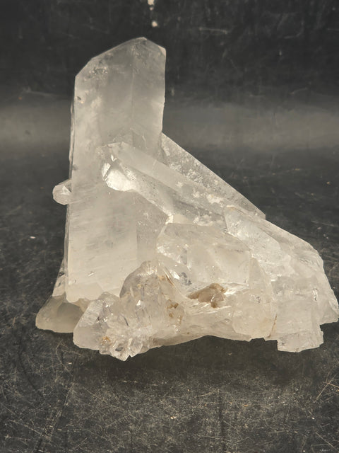 Clear quartz cluster! 5 ounces, 3.8 inches by 2.5 inches!