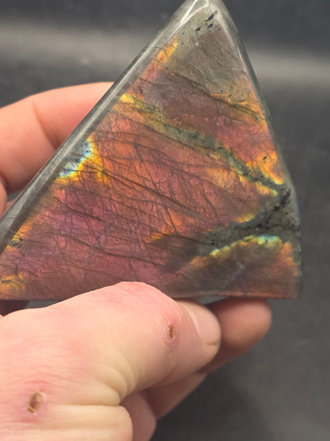 Pink/orange flash sunset labradorite free form, 8.8 ounces