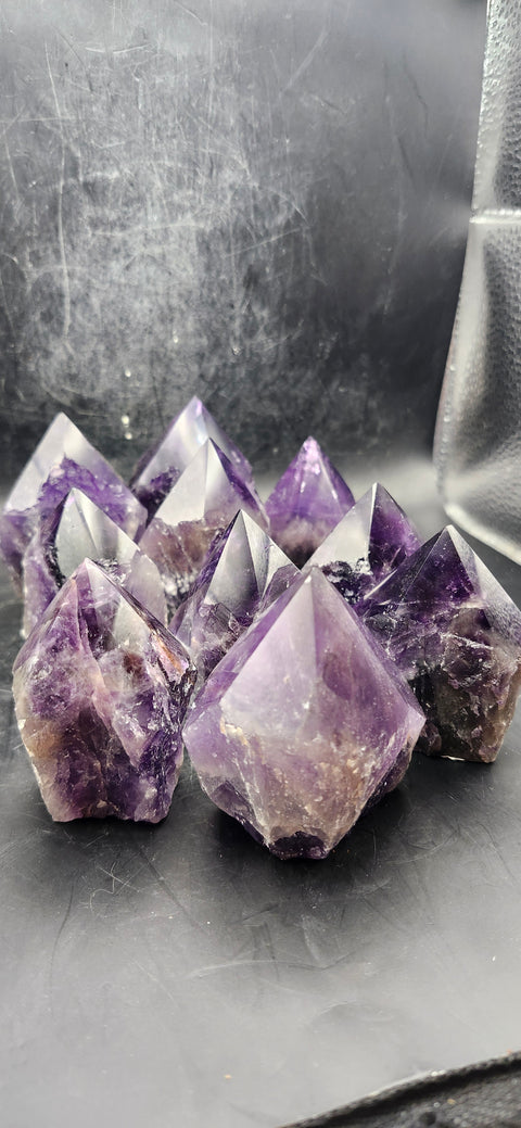 Dark amethyst polished top point! 3.8 ounces!