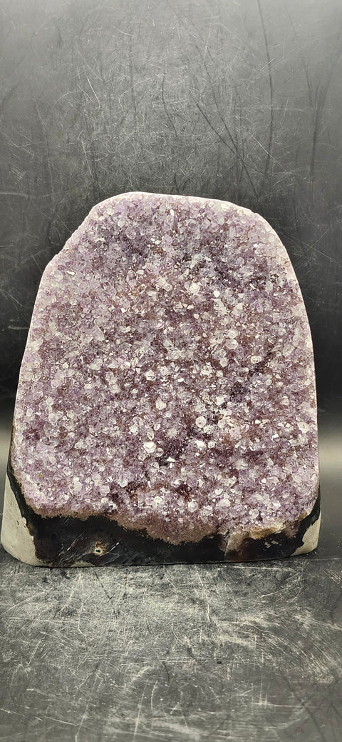 Amethyst cut base free form! 2.5 pounds, 4.75 inches tall, 4 wide, 3 thick