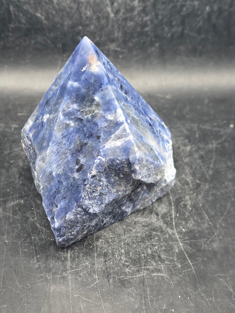 Sodalite polished top point! 12.2 ounces, 3.2 inches tall, 3" wide