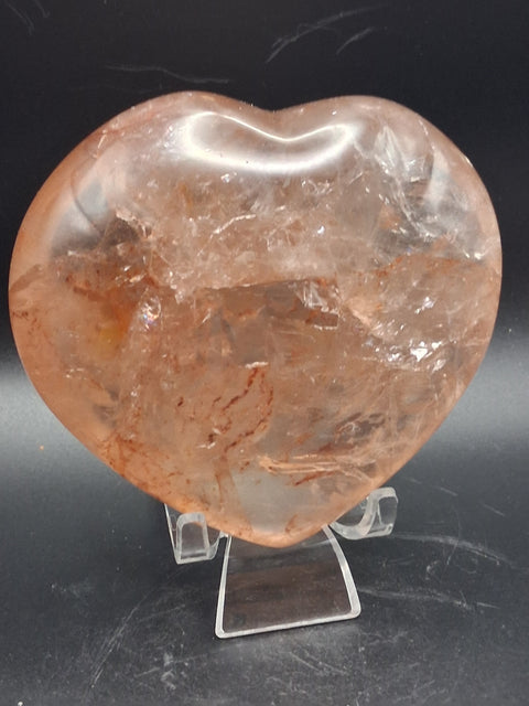 Fire quartz heart! 1.1 pounds, 3.9 inches long, 3.5" wide