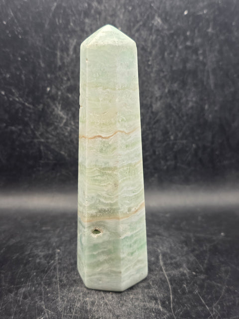 Caribbean calcite tower! 9.3 ounces, 5.1 inches tall