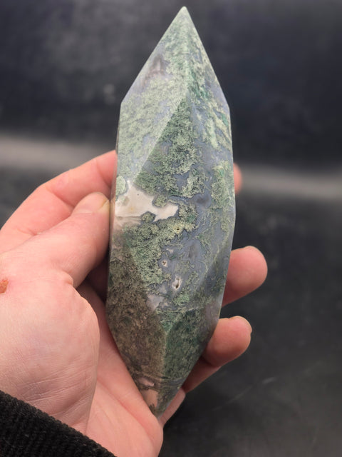 Moss agate prism! 11 ounces, 5.9 inches long, 1.5 inches wide