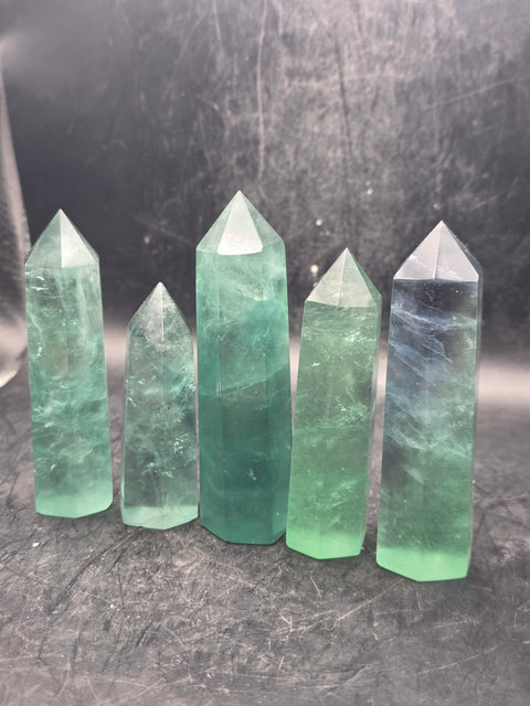 Natural green florite tower! 2.5 too 3.5 inches