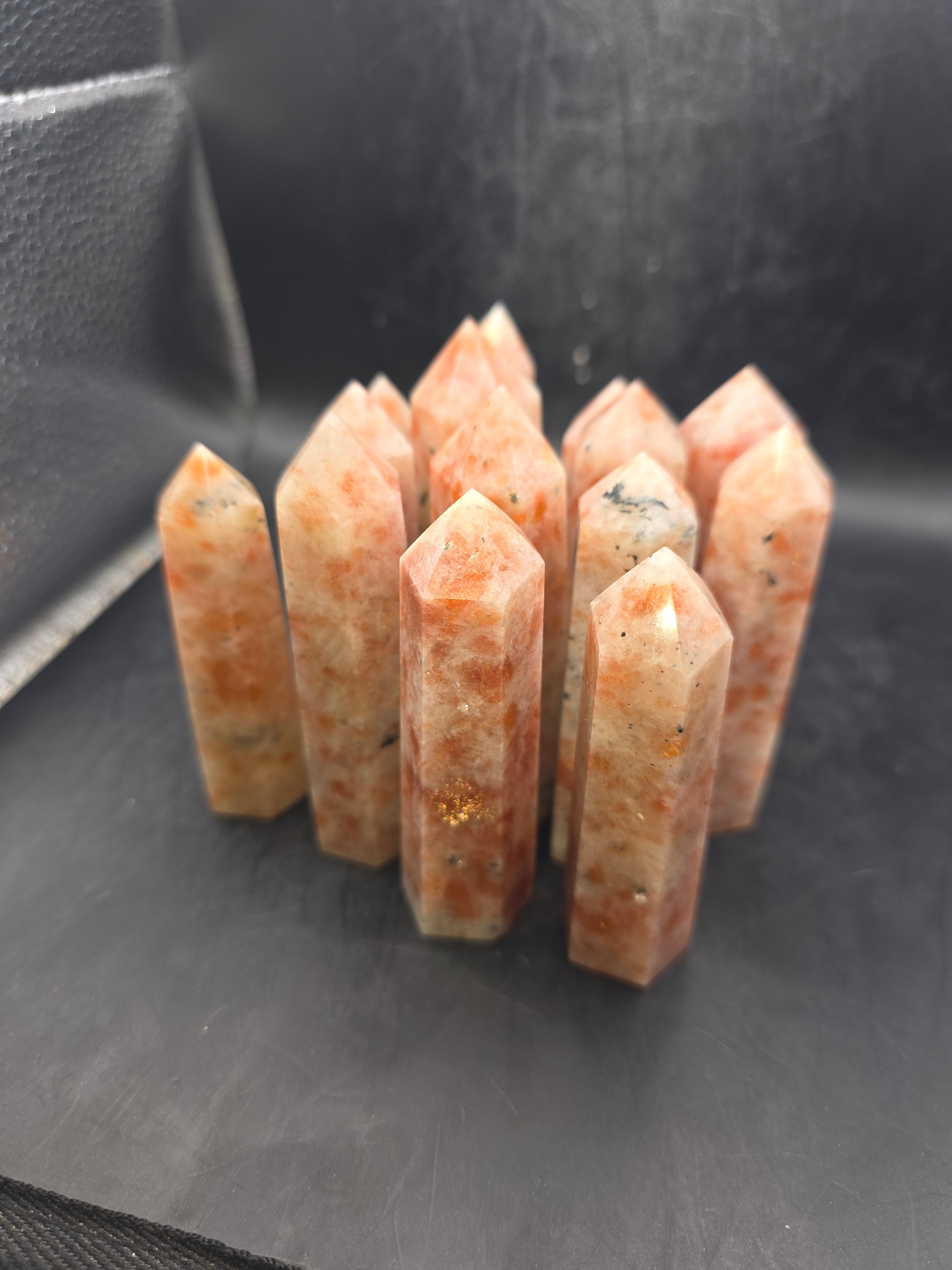 Crystal Tones社 サンストーン 7インチ G0絶対音 Natural sunstone tower! 2.8 too 3.5 inches! – G&J crystal emporium