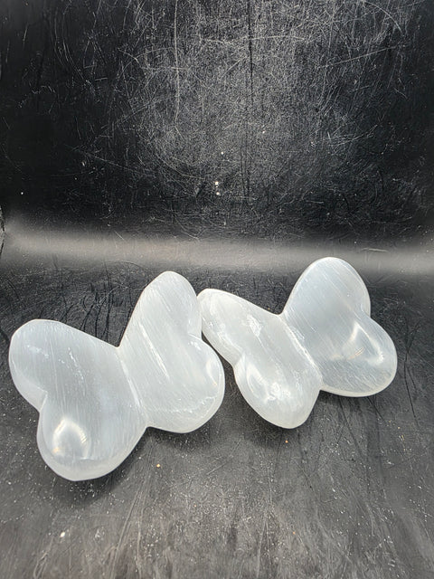 3D Selenite butterfly! 3.8 ounces,  2.8 inches wide