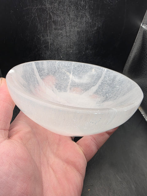 Deep selenite bowl! 5.3 inches, 1.4 pounds!
