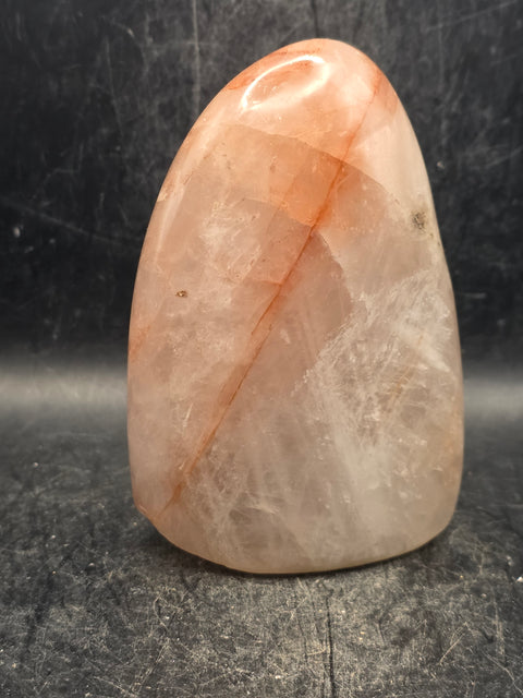 Red hematoid fire quartz free form! 1.3 pounds, 4.2 inches tall!