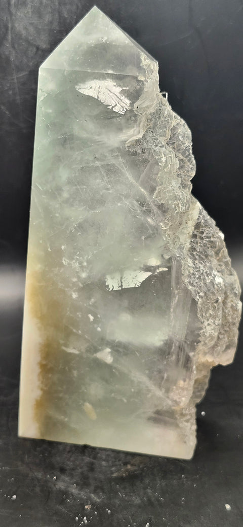 Druzy florite free form tower! 1.7 pounds, 6 inches tall, 3 inches wide