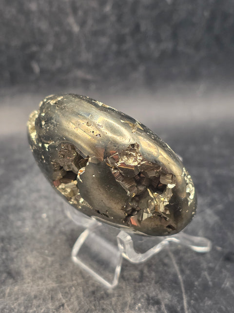 Pyrite palm stone! 6 ounces, 2.2 inches wide