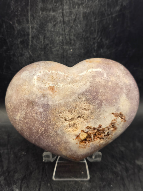 Pink amethyst heart! 15.8 ounces,  3.5 inches tall, 3.2 inches wide!