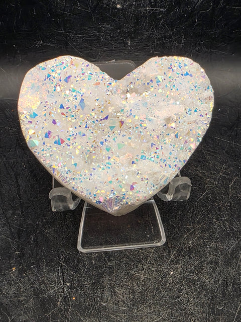 White pearl aura quartz heart! 3.4 ounces, 2.5 inches wide, 2.1" tall