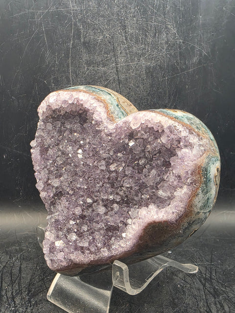 Druzy Amethyst heart! 1.3 pounds, 4 inches wide!