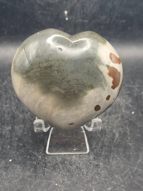 Polychrome jasper heart! 8 ounces, 2.9 inches wide, 2.7" tall