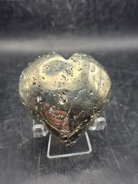 Pyrite heart! 6.9 ounces, 2.4 inches tall, 2.3 inches wide