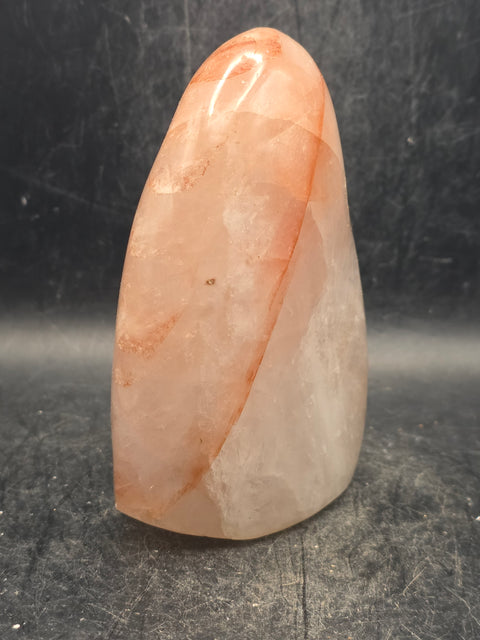 Red hematoid fire quartz free form! 1.3 pounds, 4.2 inches tall!