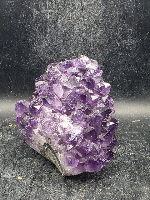 Amethyst special formation! 4.7 inches long, 2.5 tall, 1.4 pounds