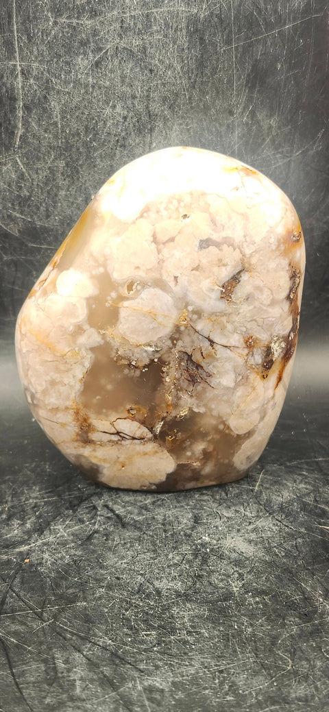 Flower agate free-form! 13 ounces, 3.3 inches tall