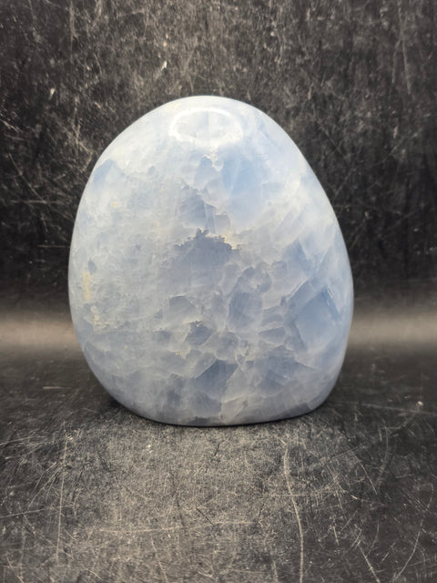 Blue calcite free form! 1.6 pounds, 3.7 inches tall, 3.3" wide