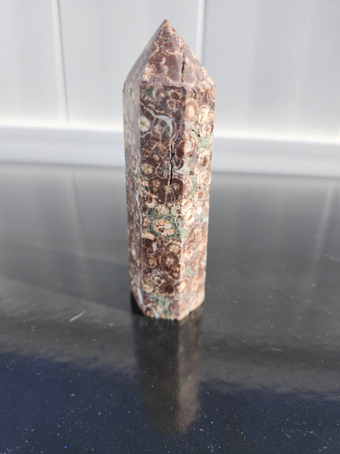 crystals spheres towers gemstones geodes skulls Amathyst rose quartz 