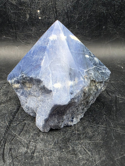 Sodalite polished top point! 10.8 ounces, 2.5 inches tall uv reactive