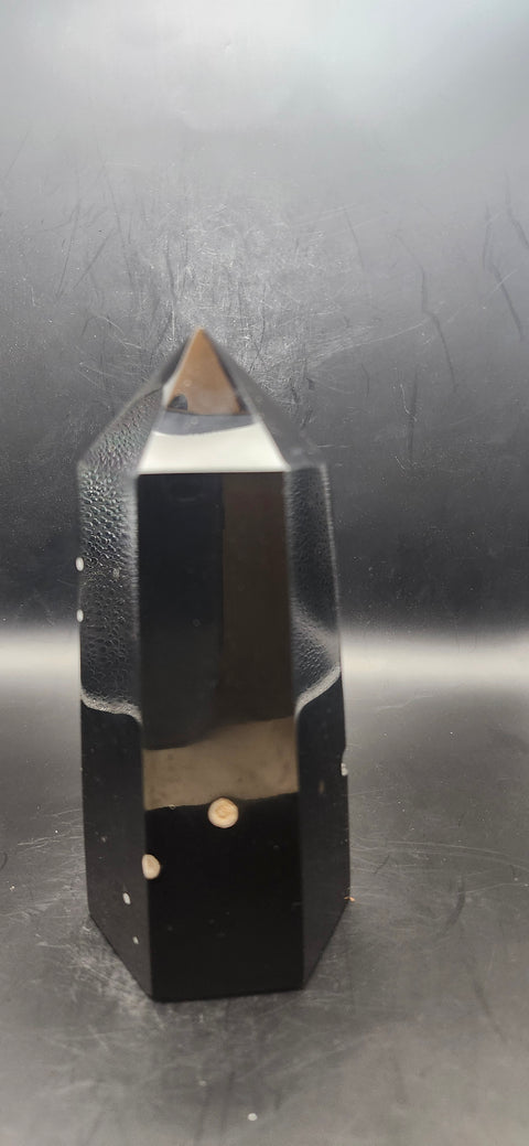 Large Black agate tower! 5.5 inches, 1.2 pounds