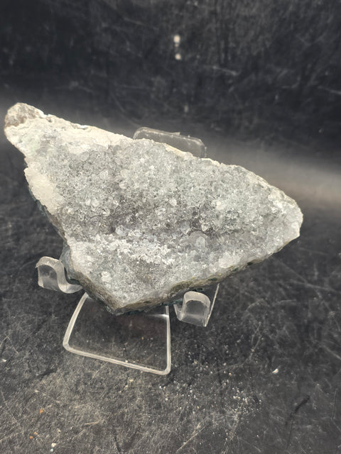 Amethyst flower formation plate! 3.7 ounces, 3.2 inches by 1.8 inches