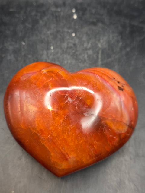 Carnelian agate heart! 12.2 ounces, 3.4 inches wide, 2.9" tall