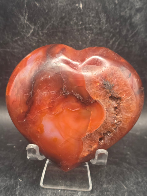 Carnelian agate heart! 7.6 ounces, 3 inches wide, 2.7" tall