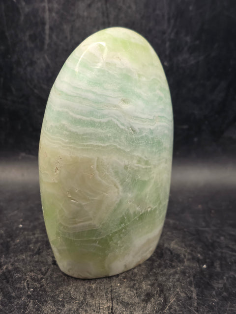Caribbean calcite free form! 1.1 pounds, 3.7 inches tall, 2.8" wide