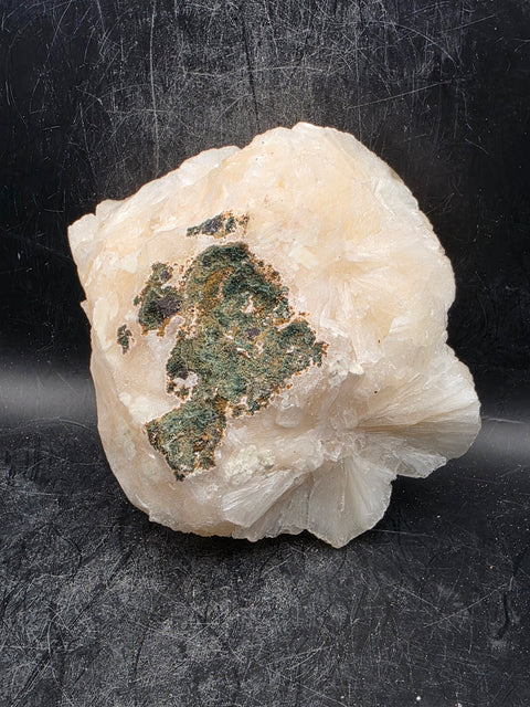 Stilbite free form! 1.9 pounds! 4.9 inches long, 4.4 inches wide!