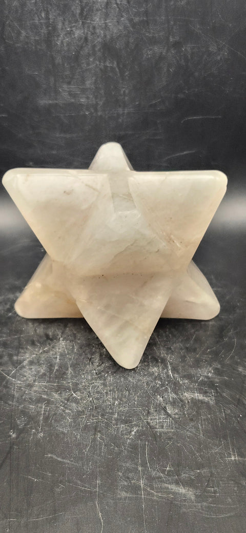 Quartz mercaba! 12.3 ounces, 2.2 inches wide, 3.7 inches point to point