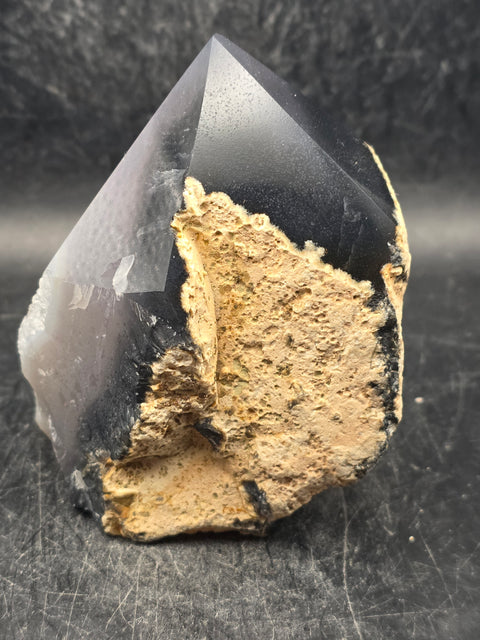 Druzy agate polished top point! 14 ounces, 3.4 inches tall, 2.7" wide