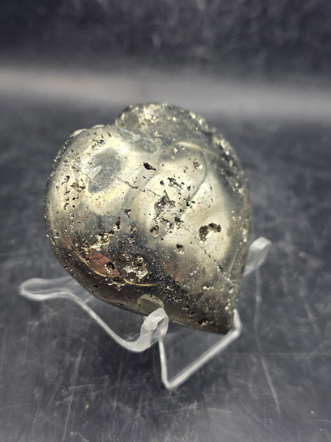 Pyrite heart! 6.9 ounces, 2.4 inches tall, 2.3 inches wide