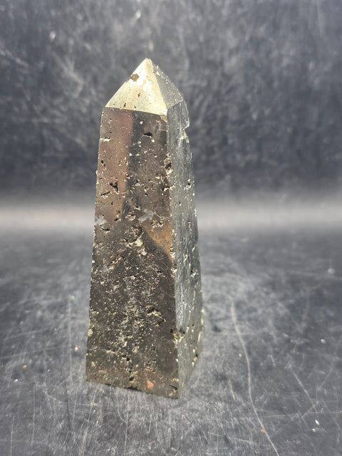 Pyrite tower! 8.5 ounces, 3.8 inches!
