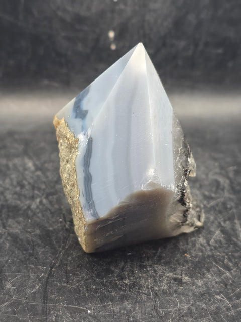 Druzy agate polished top point! 7.4 ounce, 2.7 inches tall!