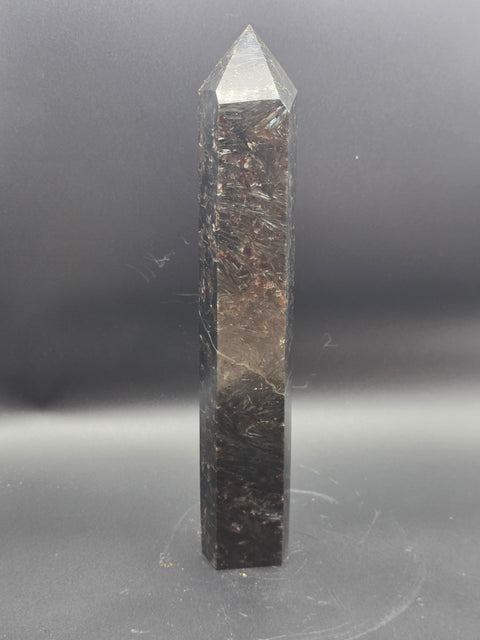 Jumbo arfvedsonite tower! 9.5 inches tall, 1.15 pounds