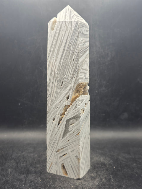 Large white lace agate tower! 11.9 ounces, 6.6 inches tall!