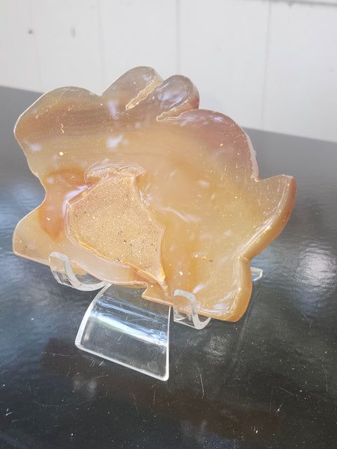 Druzy agate rabbit! 4.5 by 3.1 inch, 8 ounces