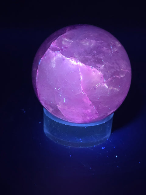 Purple crackle quartz sphere! 60.8mm, 2.3 inches, 11.2 ounces