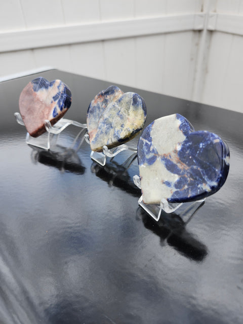 crystals spheres towers gemstones geodes skulls Amathyst rose quartz 