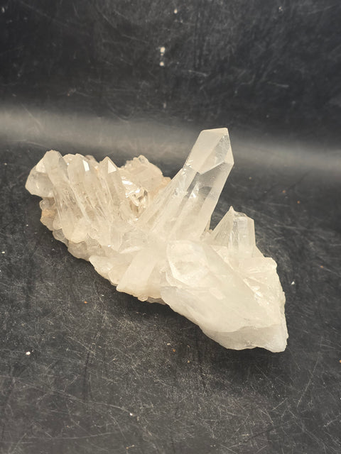Clear quartz cluster! 7.7 ounces, 4.8 inches long, 2.5" wide