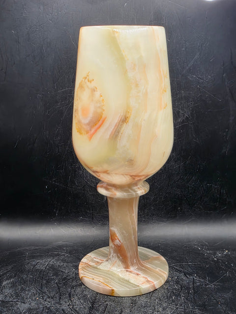 Onyx goblet! 1 pound, 7.5 inches tall, 2.9 inches wide!