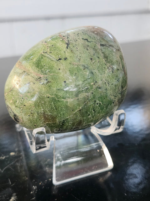 Olive opal palm stone! 59.3mm, 2.33 inch, 4.5 ounces